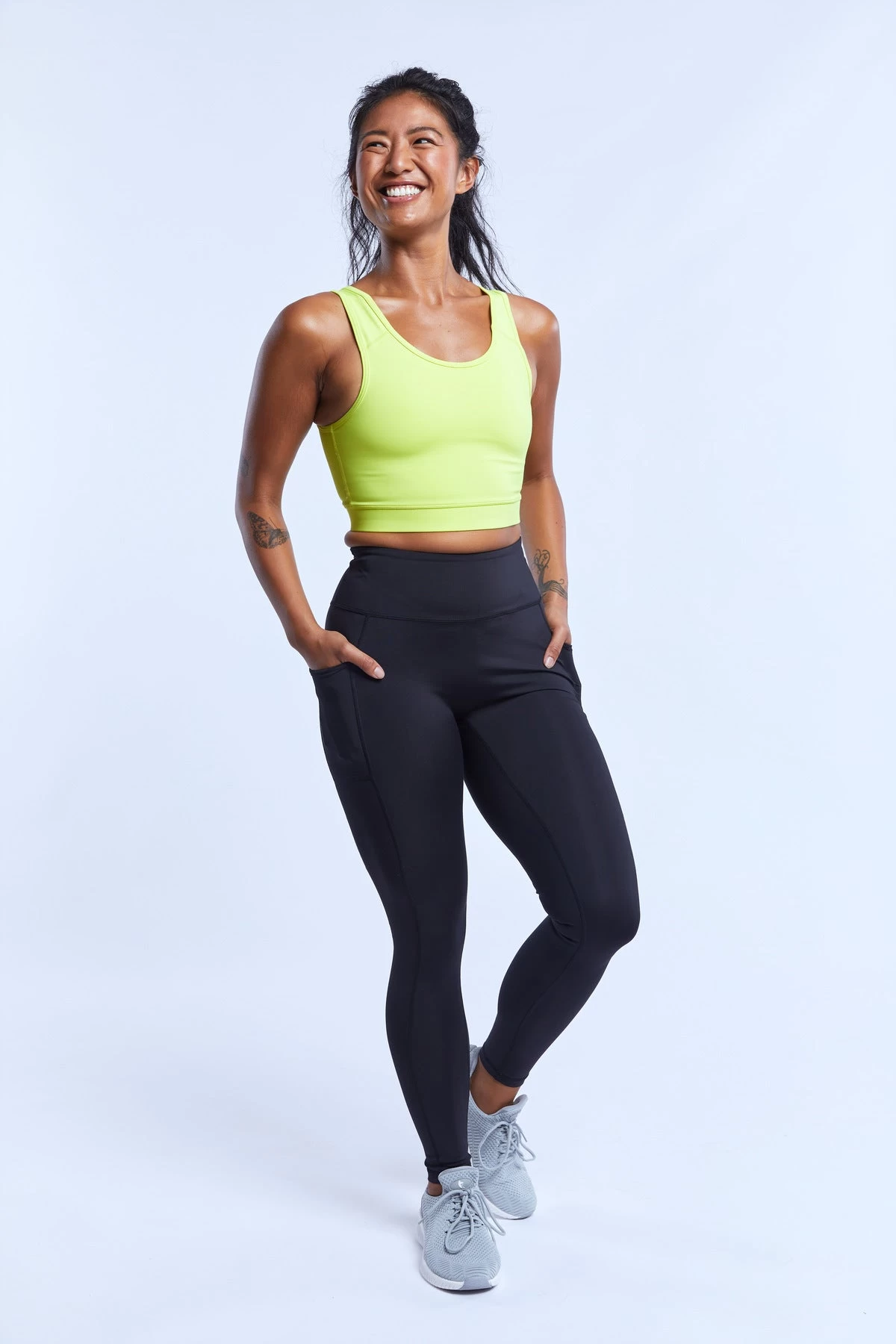 Streamline 7/8 Legging - Black - Image 3