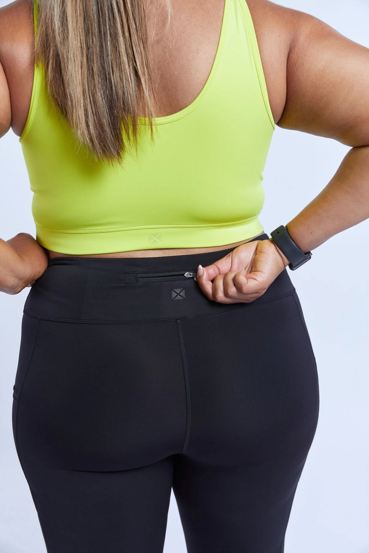 Streamline 7/8 Legging - Black - Image 7