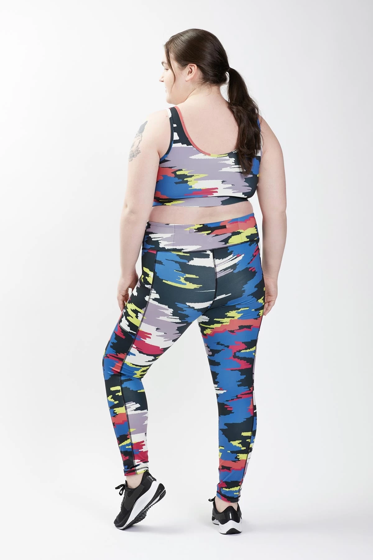 Streamline 7/8 Legging - Disruptor - Image 9